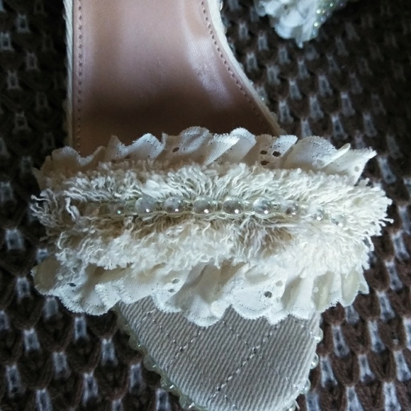 Ladies Shoes - Picture 5 of 6